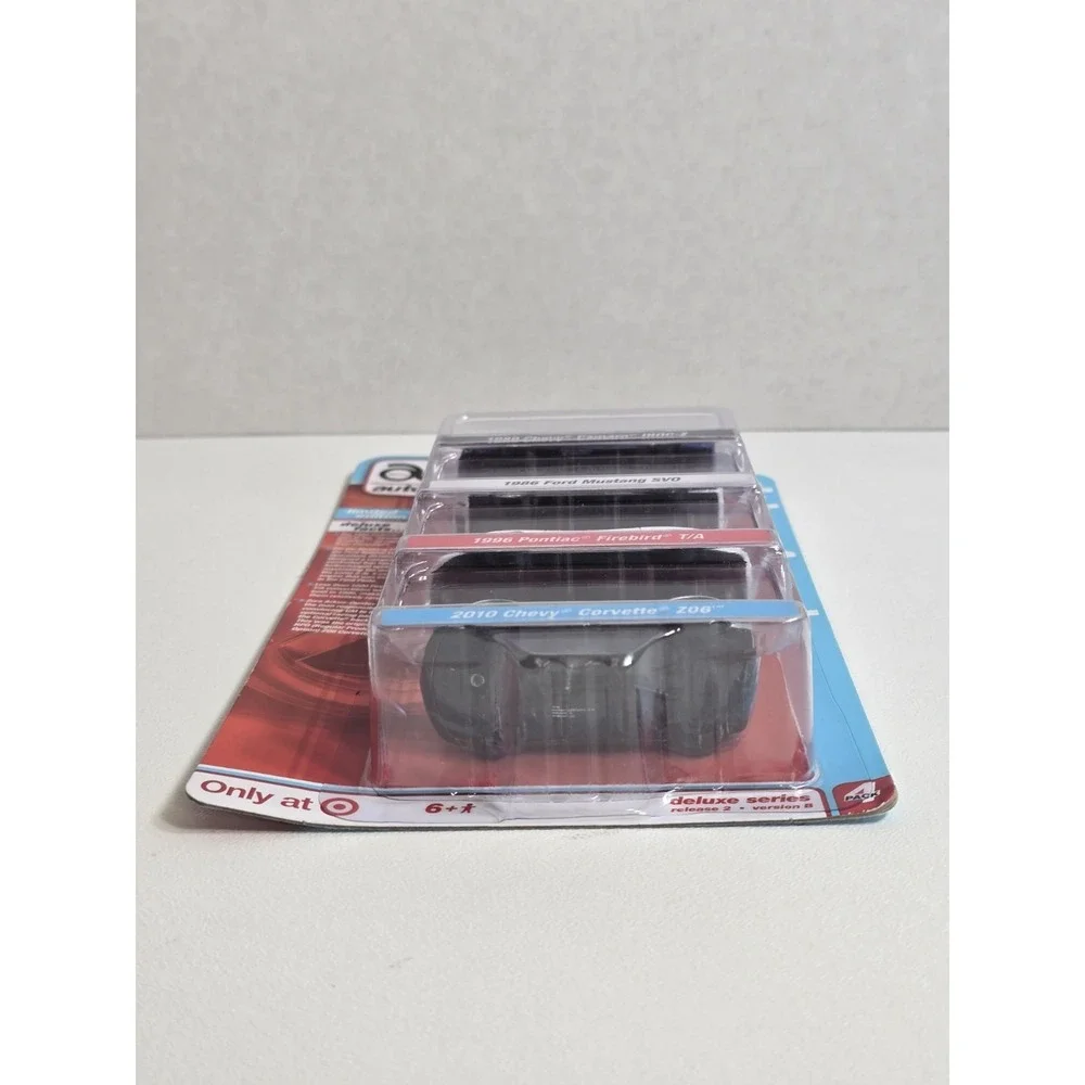 1:64 Cars AUTO WORLD Deluxe 4-pack Camaro Firebird Mustang Corvette‎
